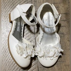 Little girls dress shoes Sz 6